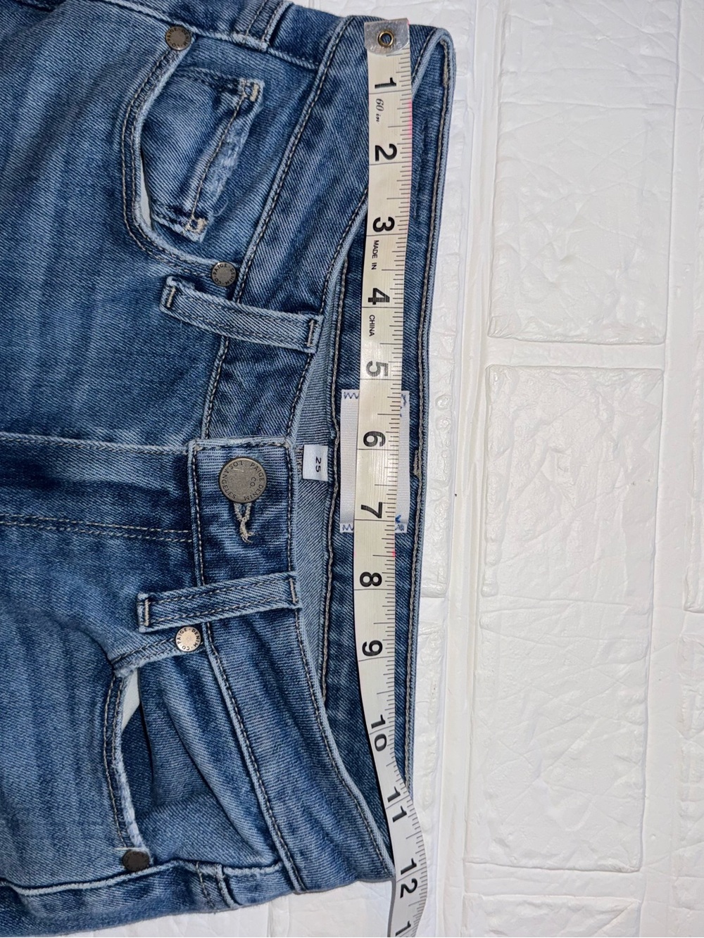PAIGE Hoxton Slim Jeans in Medium Blue Size 25 🧡 - Picture 5 of 13